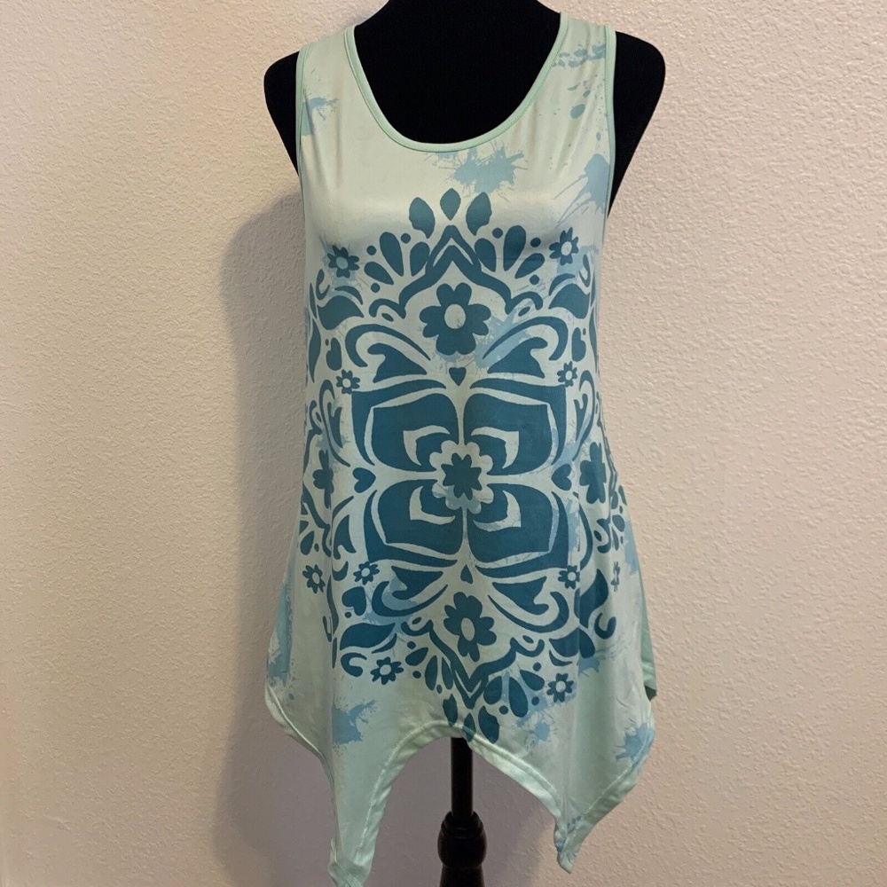 Stunning Dressfo Seafood Green Lace Back Form Flattering Tank Women's Size Small
